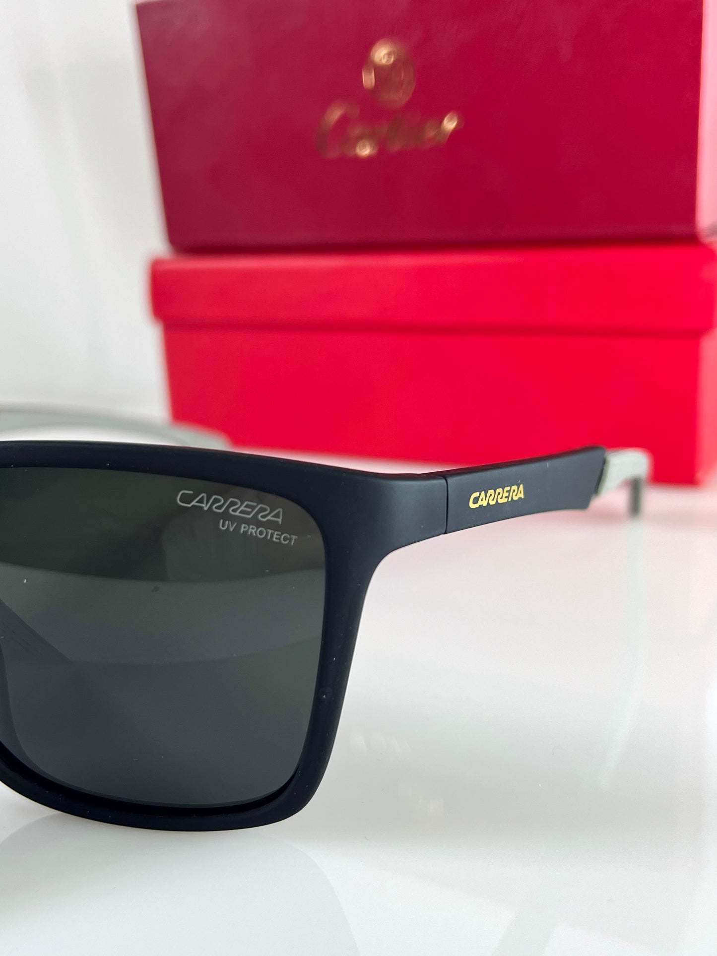 Carrera Premium Quality