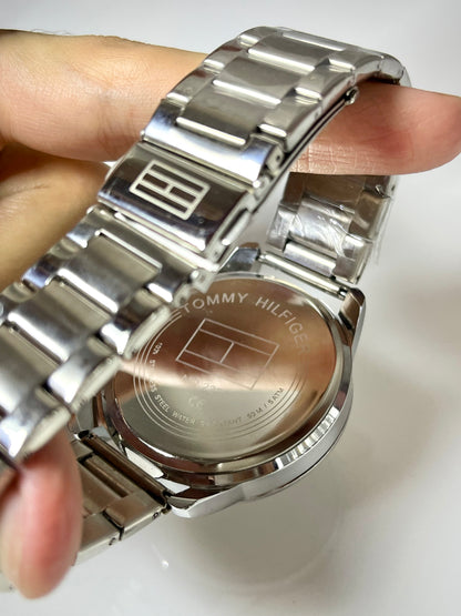 TOMMY HILFIGER CHRONOGRAPH